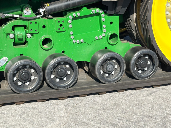 2025 John Deere 9RT 590 Tractor Rubber Track