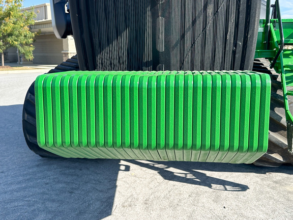 2025 John Deere 9RT 590 Tractor Rubber Track