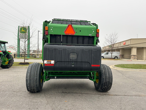 2018 John Deere 560M Baler/Round