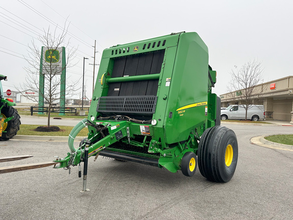 2018 John Deere 560M Baler/Round