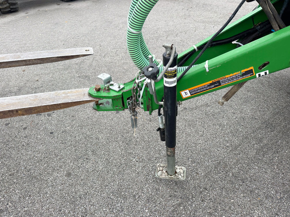 2018 John Deere 560M Baler/Round