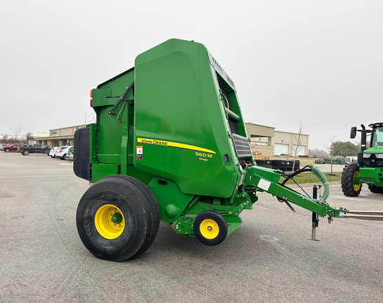 2018 John Deere 560M Baler/Round