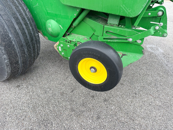 2018 John Deere 560M Baler/Round