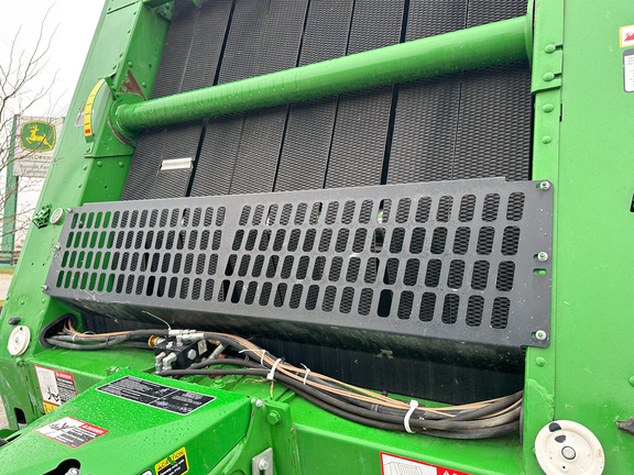 2018 John Deere 560M Baler/Round