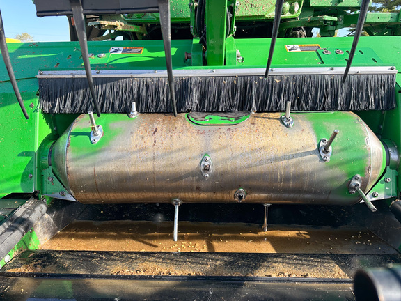 2013 John Deere 640FD Header Combine