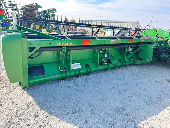 2013 John Deere 640FD Header Combine
