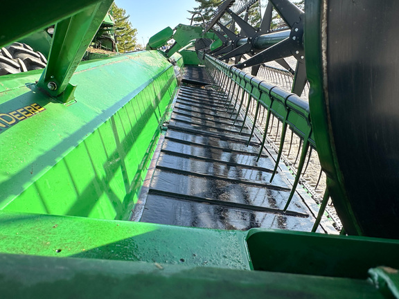 2013 John Deere 640FD Header Combine