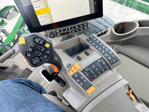 2025 John Deere 412R Sprayer/High Clearance