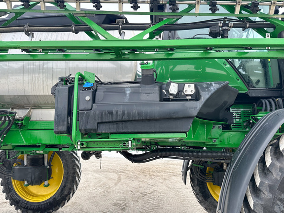 2025 John Deere 412R Sprayer/High Clearance