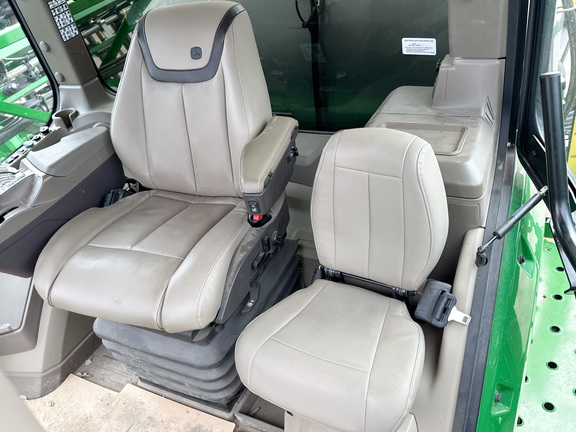 2025 John Deere 412R Sprayer/High Clearance