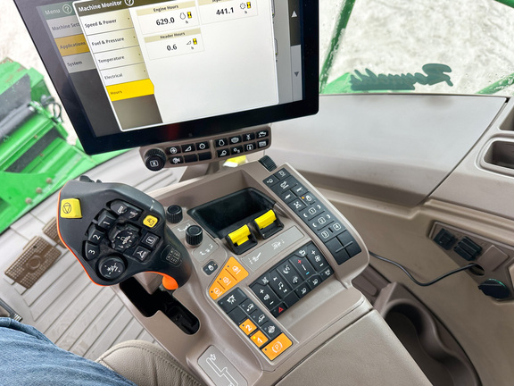 2024 John Deere S790 Combine