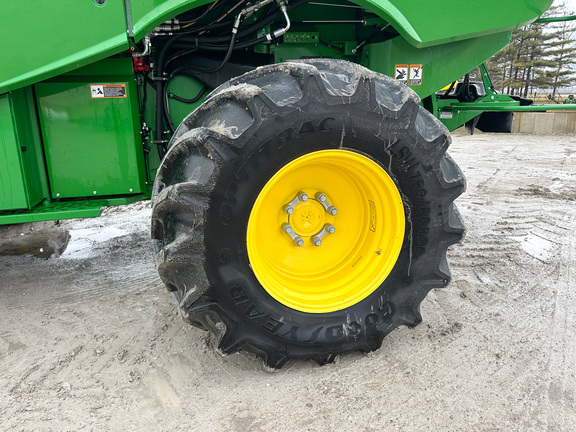 2024 John Deere S790 Combine