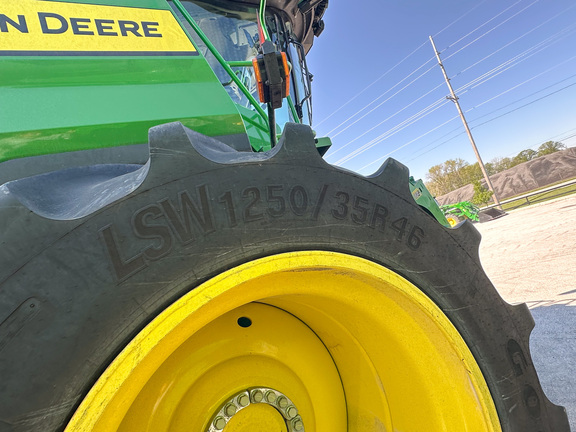 2025 John Deere S7 800 Combine