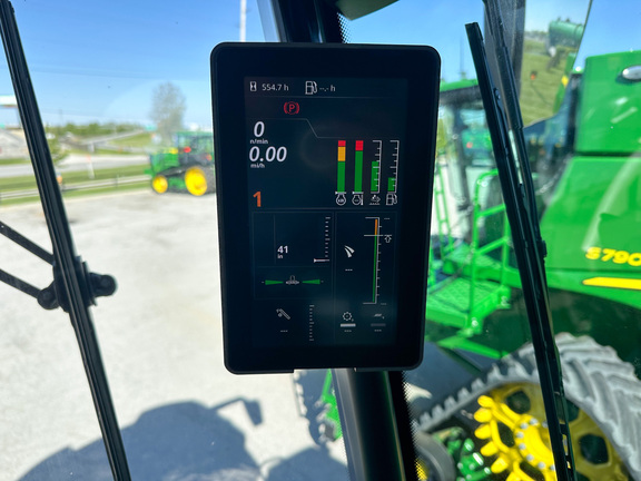 2025 John Deere S7 800 Combine