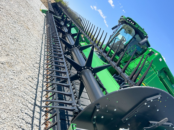 2024 John Deere RD45F Header Combine