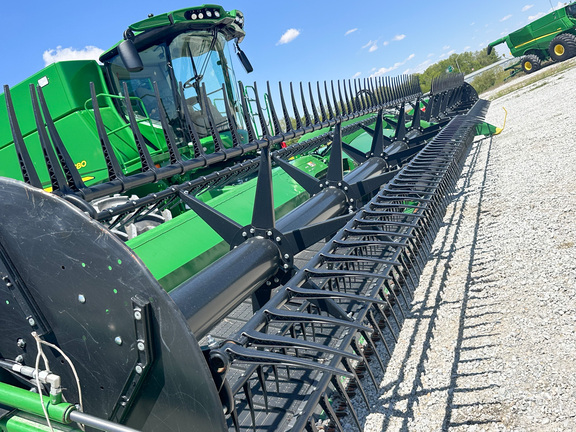 2024 John Deere RD45F Header Combine