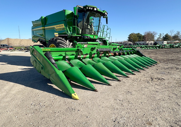 2024 John Deere C12F Header Corn Head