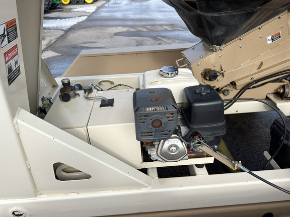 2013 Unverferth 3750XL Misc