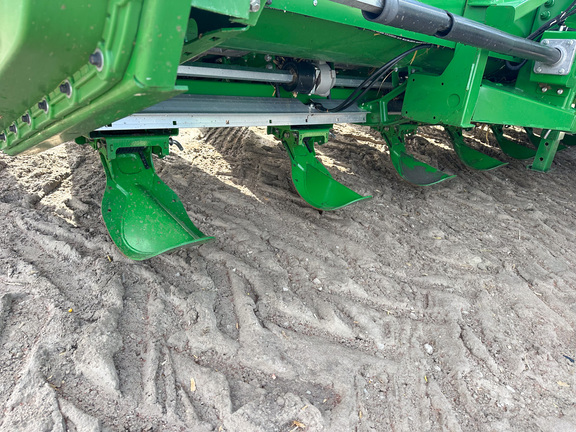 2024 John Deere C12F Header Corn Head