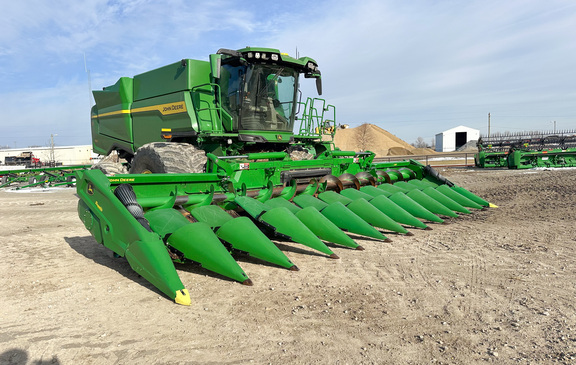 2024 John Deere C12F Header Corn Head