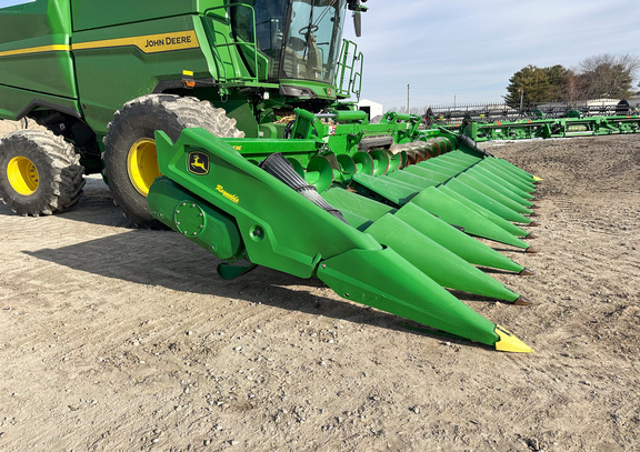 2024 John Deere C12F Header Corn Head