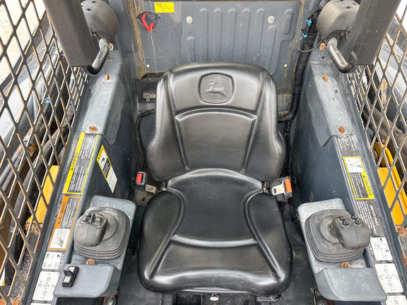 2019 John Deere 324G Skid Steer Loader