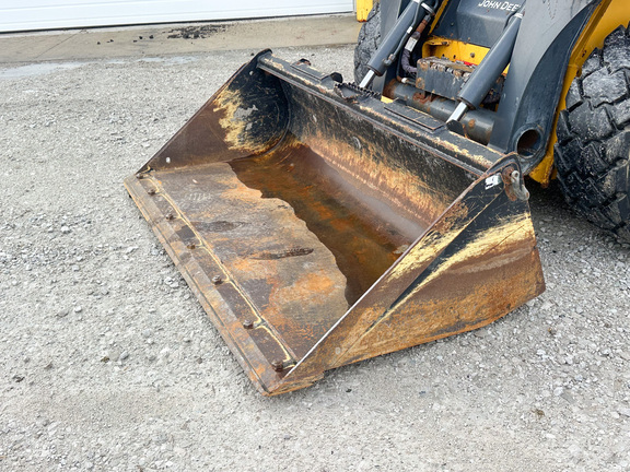 2019 John Deere 324G Skid Steer Loader