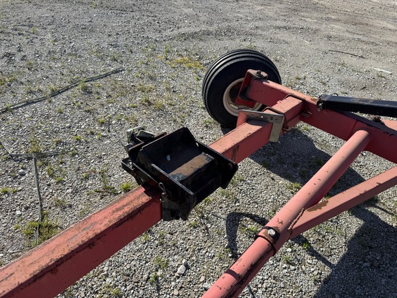 Challenger CA-25 Header Transport