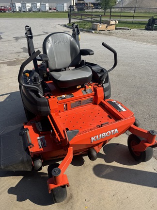 2017 Kubota Z421 Mower/Zero Turn