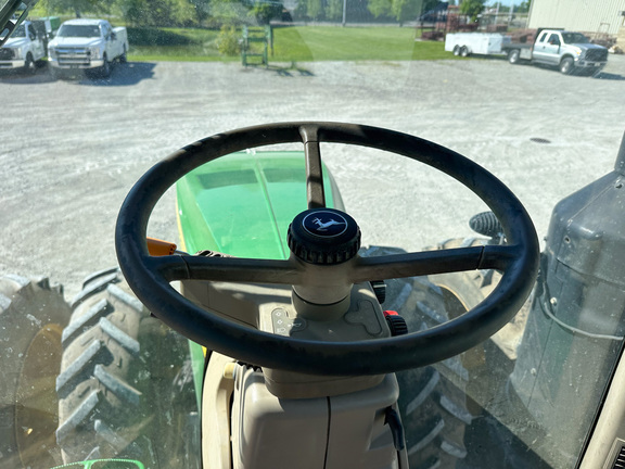 2017 John Deere 8370R Tractor