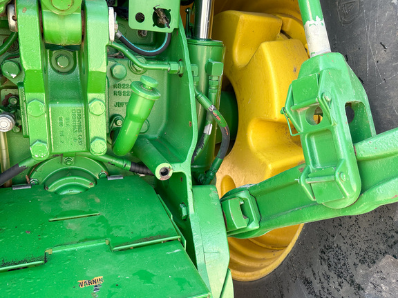 2013 John Deere 8335R Tractor