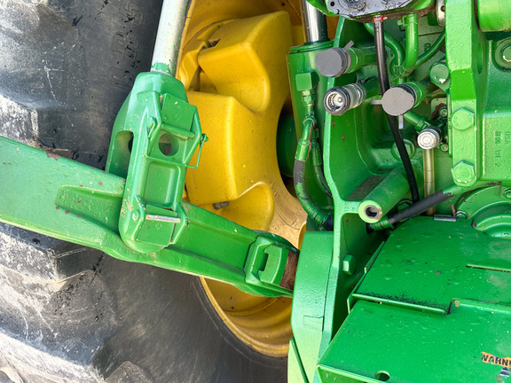 2013 John Deere 8335R Tractor