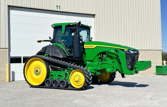 2025 John Deere 8RT 370 Tractor Rubber Track