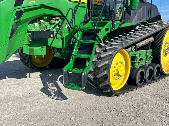 2025 John Deere 8RT 370 Tractor Rubber Track