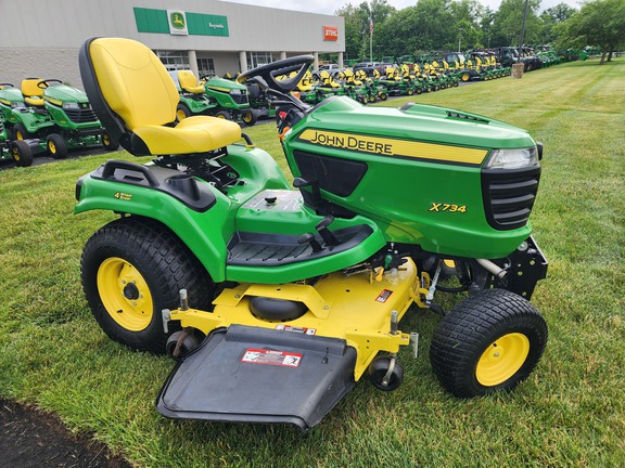 2014 John Deere X734 Garden Tractor