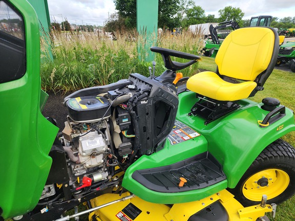 2014 John Deere X734 Garden Tractor