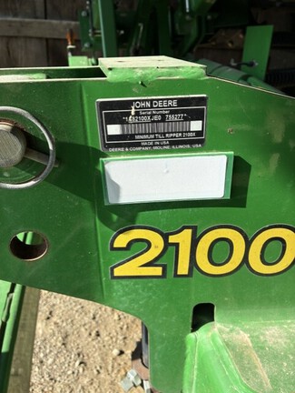 2014 John Deere 2100 Disk Ripper