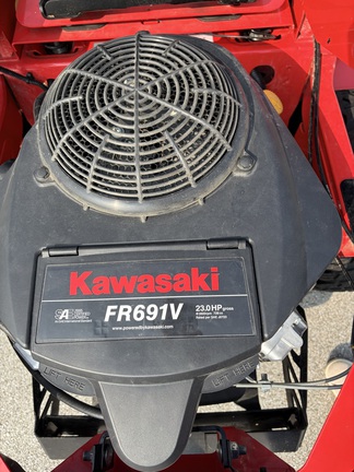2023 Gravely 918015 Mower/Zero Turn