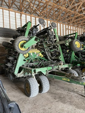 2014 John Deere 1990 Air Seeder