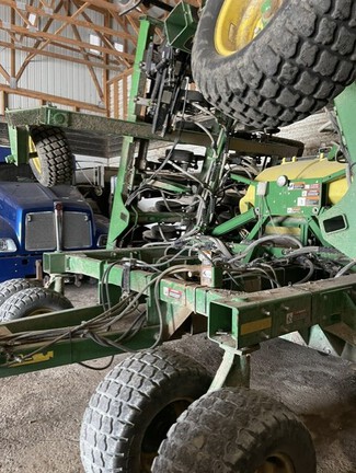 2014 John Deere 1990 Air Seeder