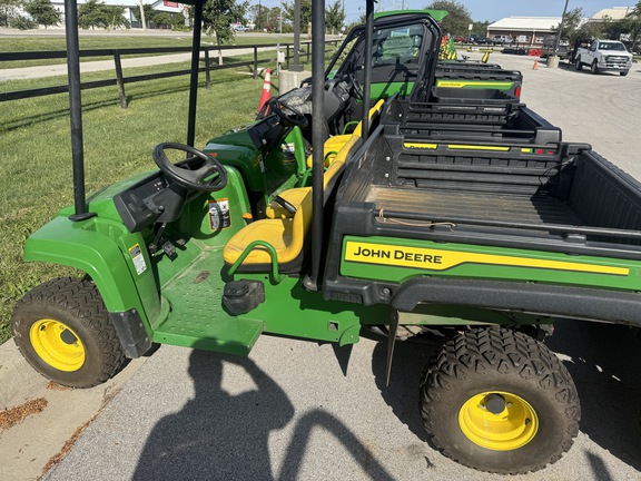 2022 John Deere 4X2 GATOR ATV