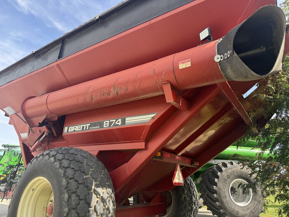 1998 Brent 874 Grain Cart