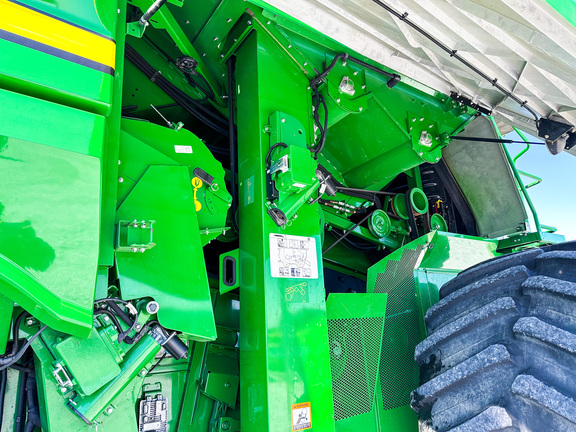 2018 John Deere S780 Combine