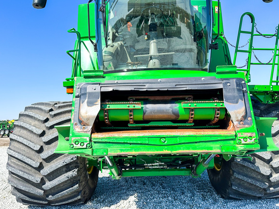 2018 John Deere S780 Combine