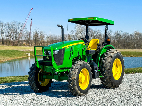 2021 John Deere 5100E Tractor