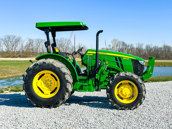 2021 John Deere 5100E Tractor