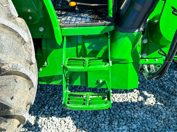 2021 John Deere 5100E Tractor