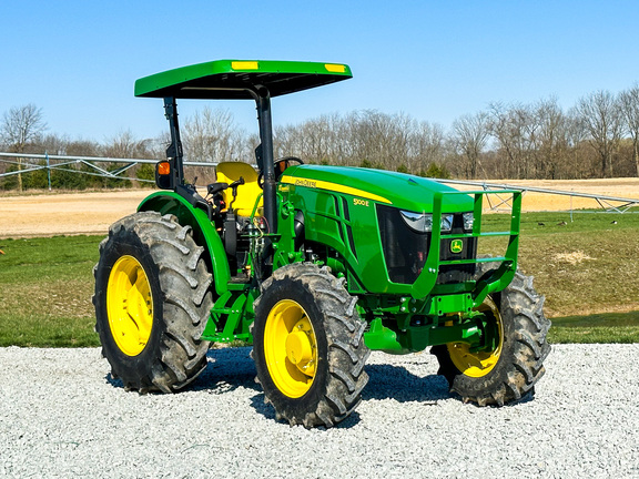 2021 John Deere 5100E Tractor