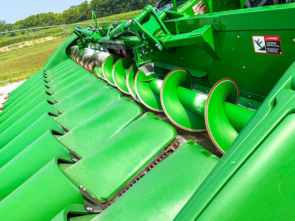 2018 John Deere 712FC Header Corn Head