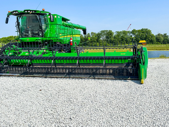 2022 John Deere HD45F Header Combine